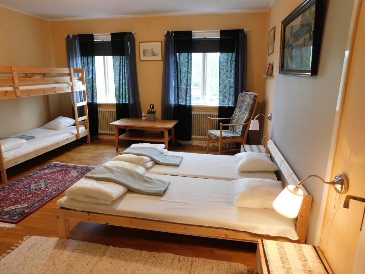 Solgarden Vandrarhem Hostal B&B Blackstad Extérieur photo