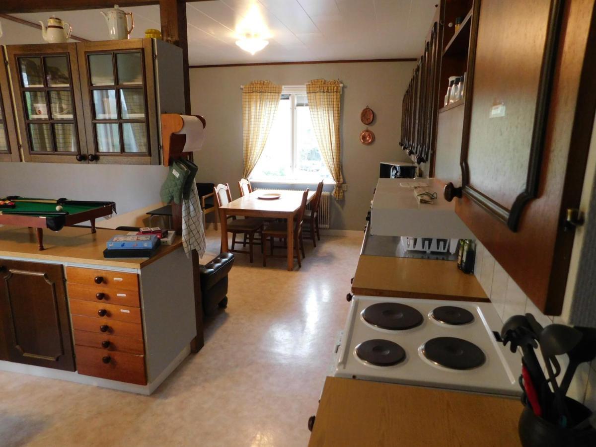 Solgarden Vandrarhem Hostal B&B Blackstad Extérieur photo