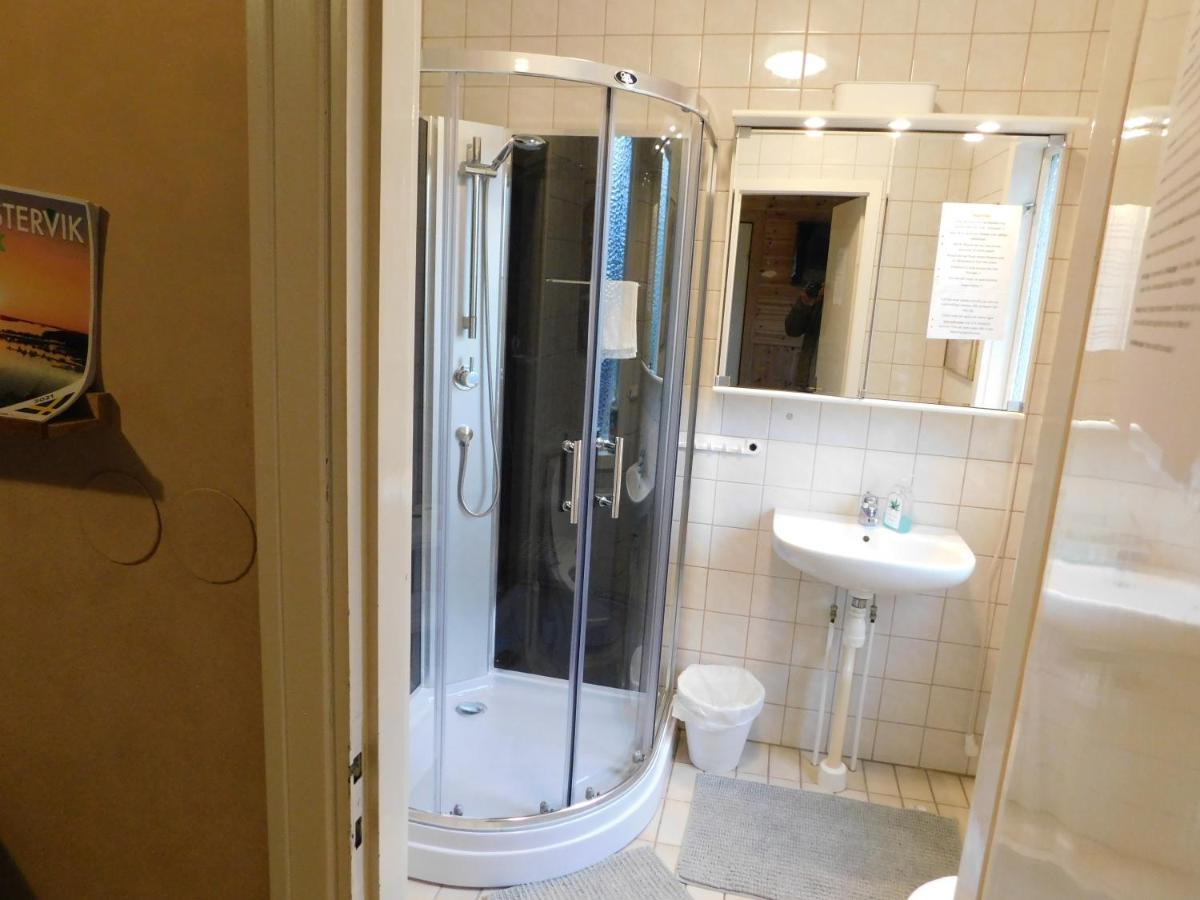 Solgarden Vandrarhem Hostal B&B Blackstad Extérieur photo